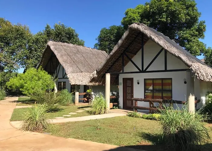 Amici Resort Hotel Laoag